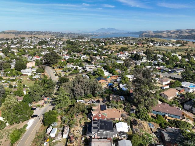 1181 Bush Ave, Vallejo, CA 94591