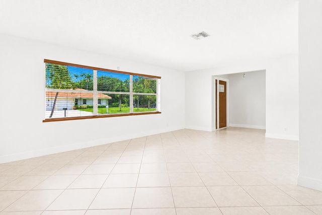 1966 Emilio Lane, West Palm Beach, FL 33406
