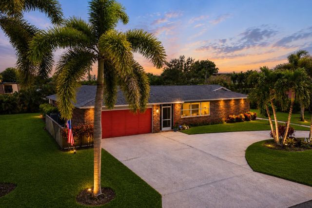 1966 Emilio Lane, West Palm Beach, FL 33406