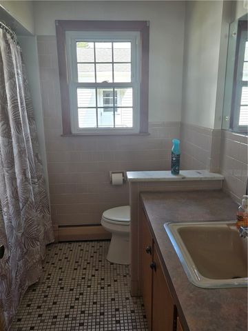 11 Coes Street, North Providence, RI 02904