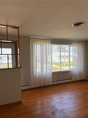 11 Coes Street, North Providence, RI 02904