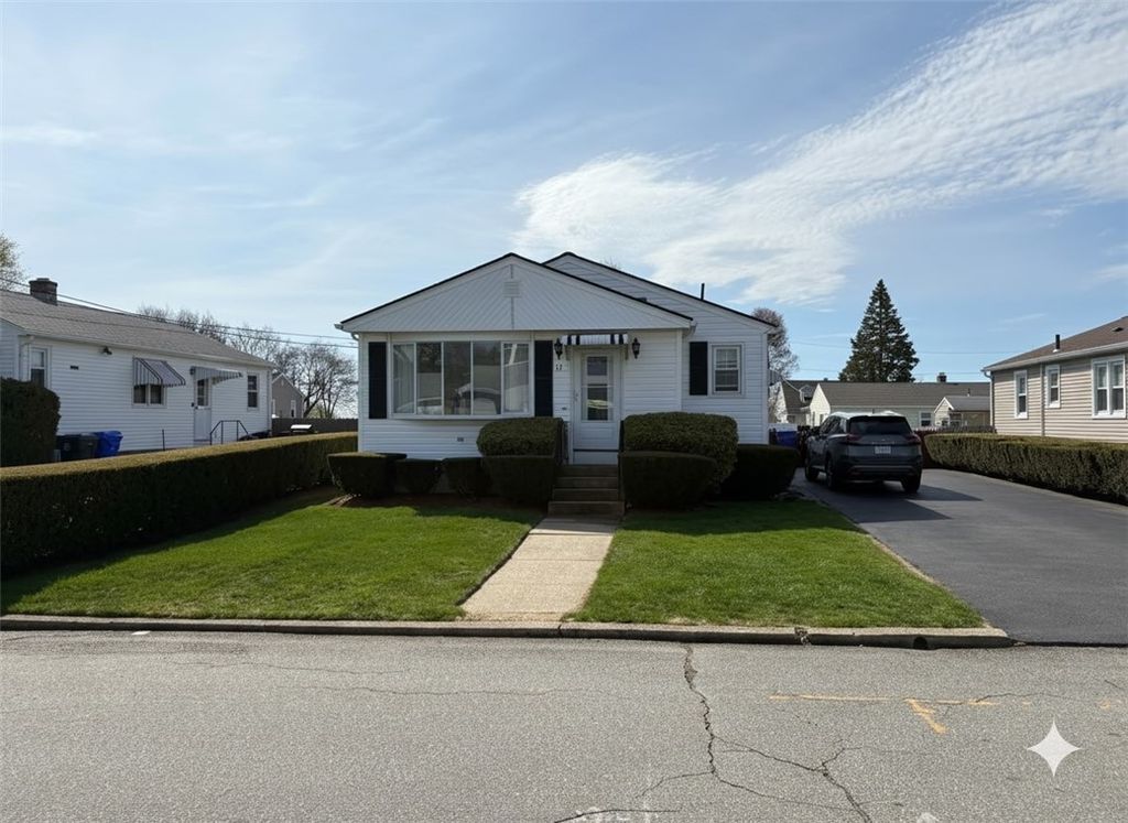 11 Coes Street, North Providence, RI 02904