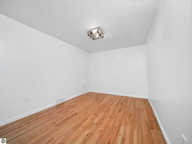 5321 S Jeffs Road, Falmouth, MI 49632