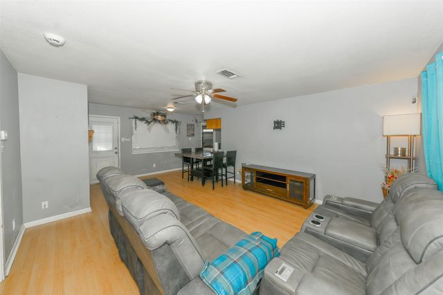 189 Lee Boulevard, Pottsboro, TX 75076