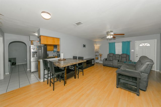 189 Lee Boulevard, Pottsboro, TX 75076