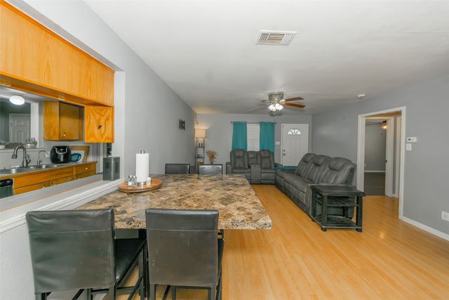 189 Lee Boulevard, Pottsboro, TX 75076