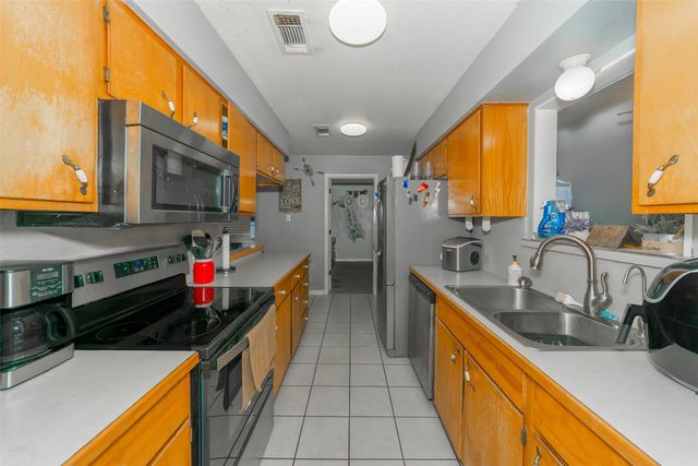 189 Lee Boulevard, Pottsboro, TX 75076