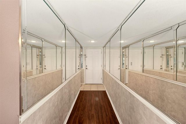 12300 PARK BOULEVARD 116, Seminole, FL 33772