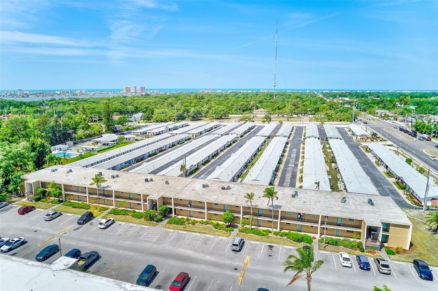 12300 PARK BOULEVARD 116, Seminole, FL 33772