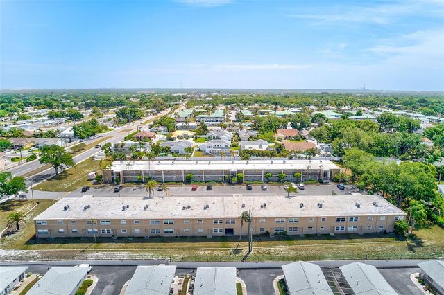 12300 PARK BOULEVARD 116, Seminole, FL 33772