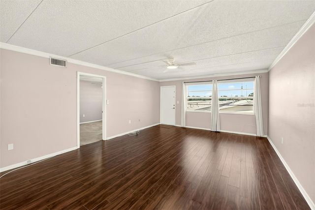 12300 PARK BOULEVARD 116, Seminole, FL 33772