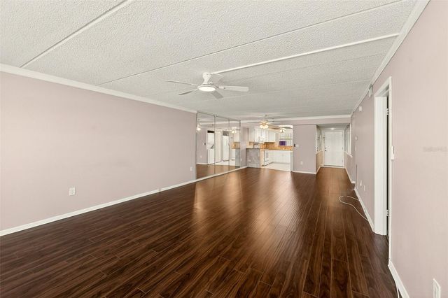 12300 PARK BOULEVARD 116, Seminole, FL 33772