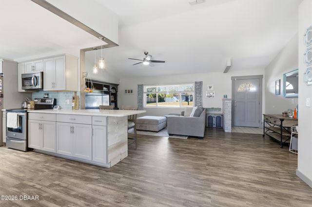 157 Rosedale Drive, Deltona, FL 32738