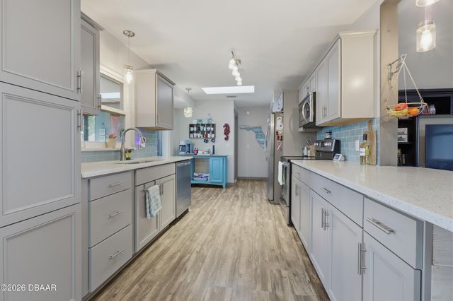 157 Rosedale Drive, Deltona, FL 32738