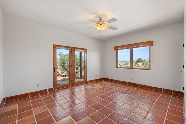 25 First Mesa Court, Placitas, NM 87043