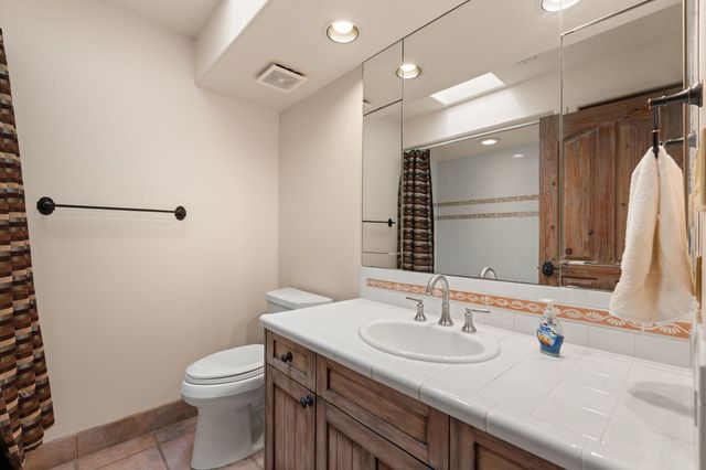 25 First Mesa Court, Placitas, NM 87043