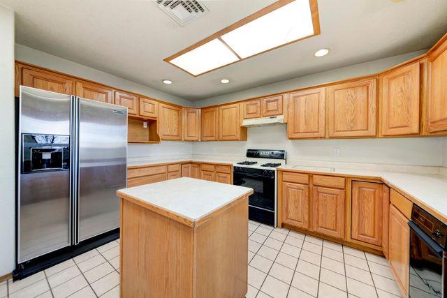 6425 Guadalupe Place NW, Los Ranchos, NM 87107