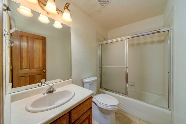 6425 Guadalupe Place NW, Los Ranchos, NM 87107