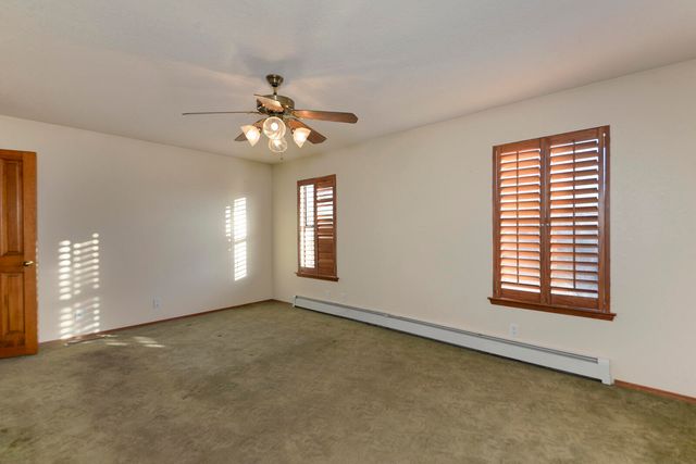 6425 Guadalupe Place NW, Los Ranchos, NM 87107