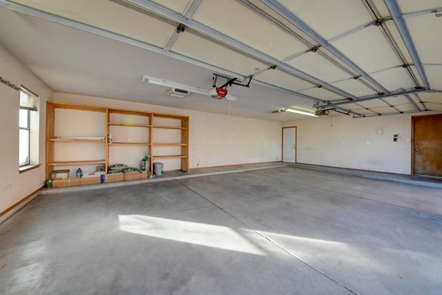 6425 Guadalupe Place NW, Los Ranchos, NM 87107