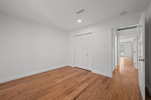 4702 Bayou Vista Drive, Houston, TX 77091