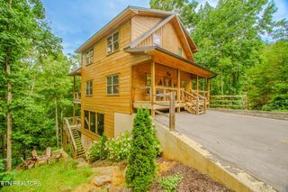 1543 Bear Valley Rd, Sevierville, TN 37876