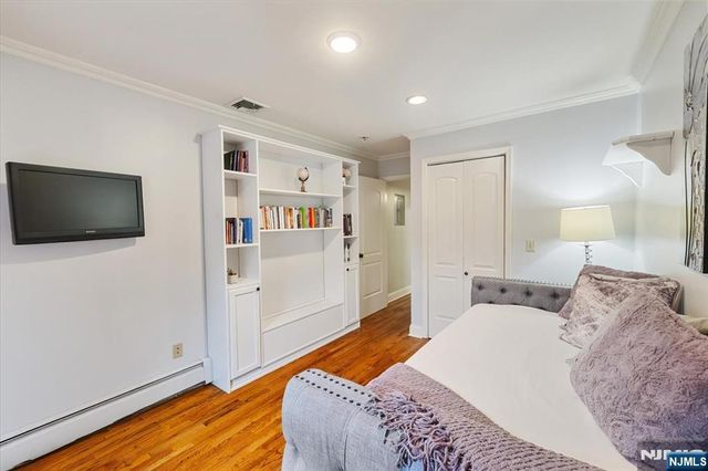 19 Elm Street, Wanaque, NJ 07420