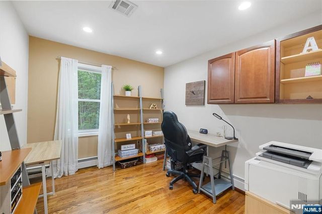 19 Elm Street, Wanaque, NJ 07420