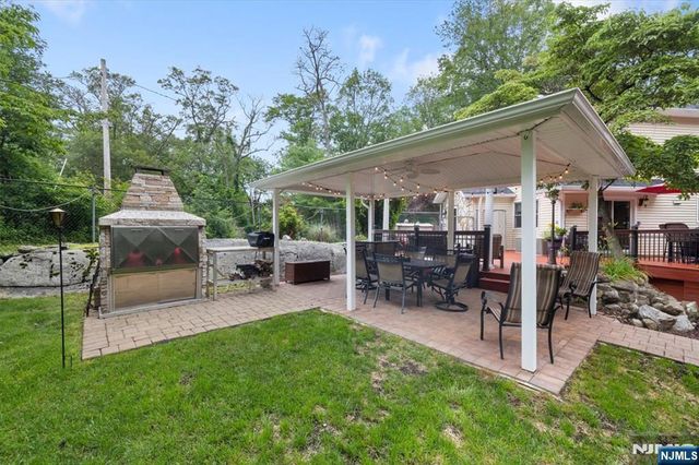 19 Elm Street, Wanaque, NJ 07420