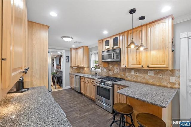 19 Elm Street, Wanaque, NJ 07420