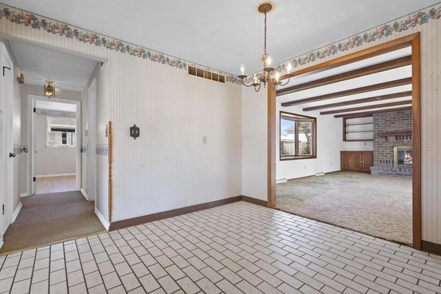 1492 LANGLADE AVENUE, Green Bay, WI 54304