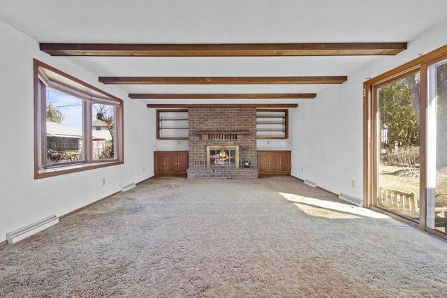 1492 LANGLADE AVENUE, Green Bay, WI 54304