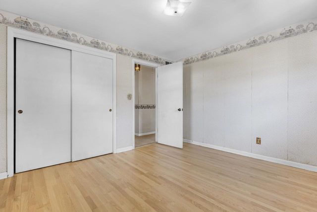 1492 LANGLADE AVENUE, Green Bay, WI 54304