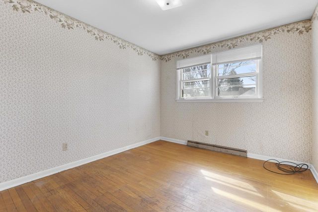 1492 LANGLADE AVENUE, Green Bay, WI 54304