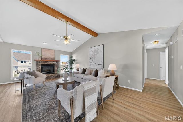 3982 Cambridge Crossing Drive, St Charles, MO 63304