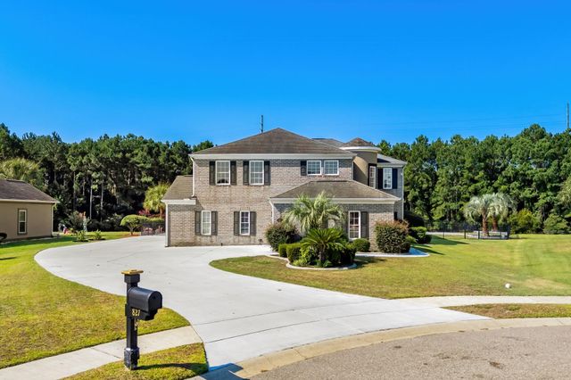 827 Oxbow Dr., Myrtle Beach, SC 29579
