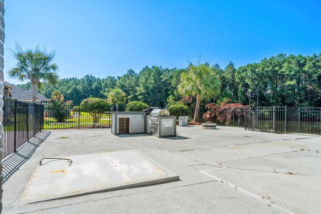 827 Oxbow Dr., Myrtle Beach, SC 29579