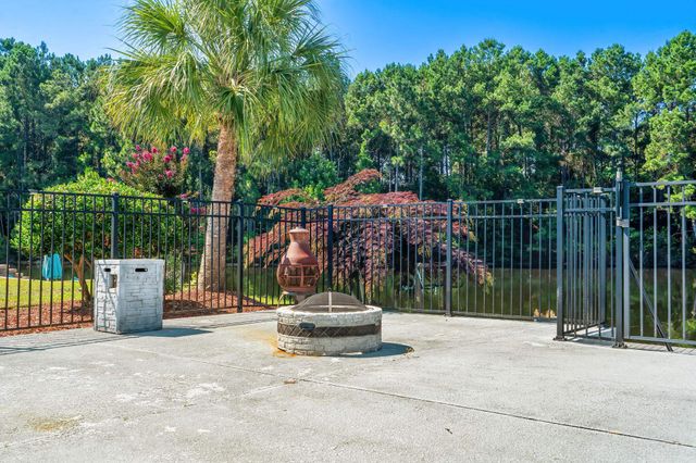 827 Oxbow Dr., Myrtle Beach, SC 29579