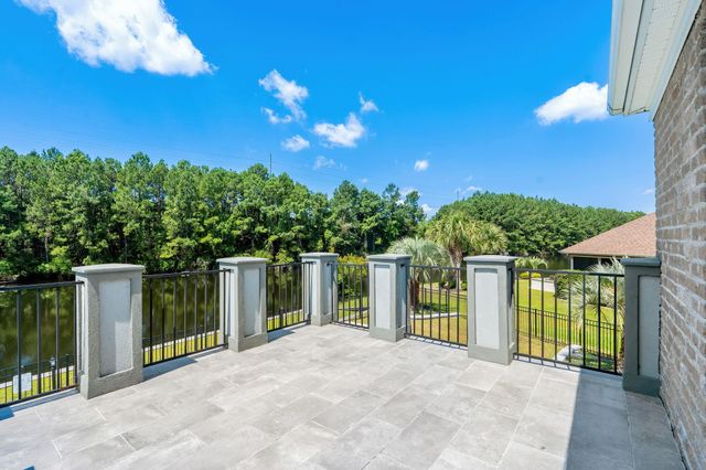 827 Oxbow Dr., Myrtle Beach, SC 29579
