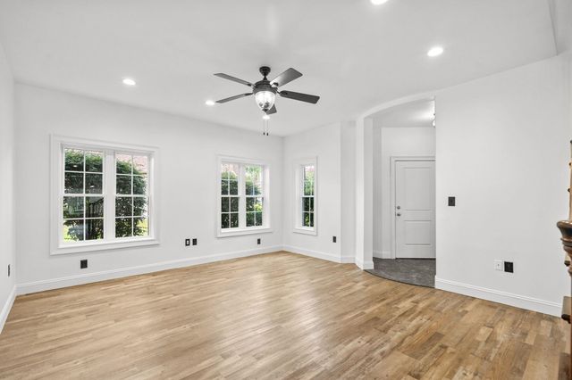 827 Oxbow Dr., Myrtle Beach, SC 29579