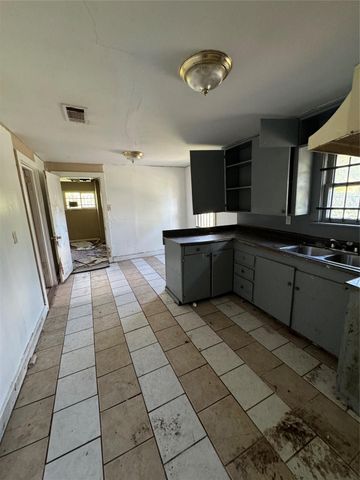 7625 Pointer Street, Houston, TX 77016