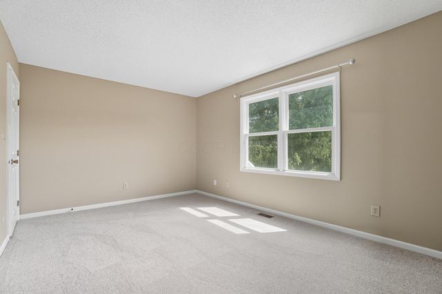 640 W Maple Street, Granville, OH 43023