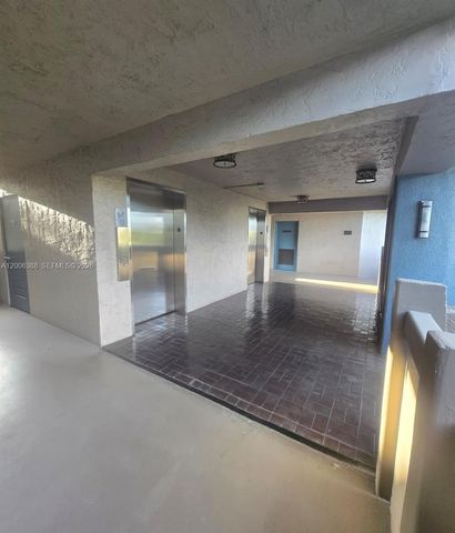 1100 Colony Point Cir 421, Pembroke Pines, FL 33026