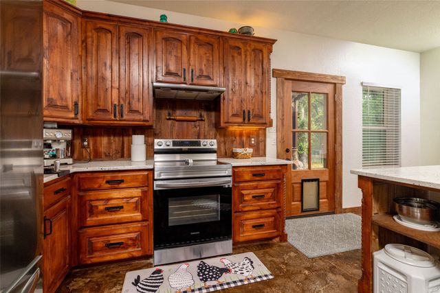 891 County Road 3592, Paradise, TX 76073