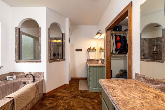 891 County Road 3592, Paradise, TX 76073