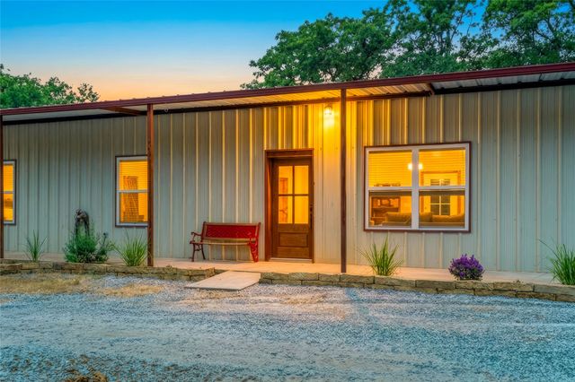 891 County Road 3592, Paradise, TX 76073