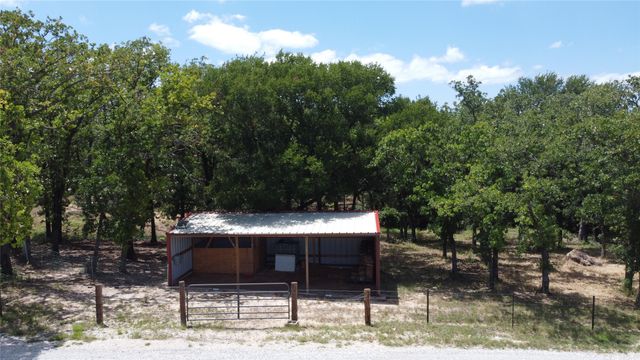 891 County Road 3592, Paradise, TX 76073