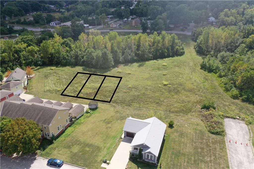 9532 E 58th Street, Kansas City, MO 64133