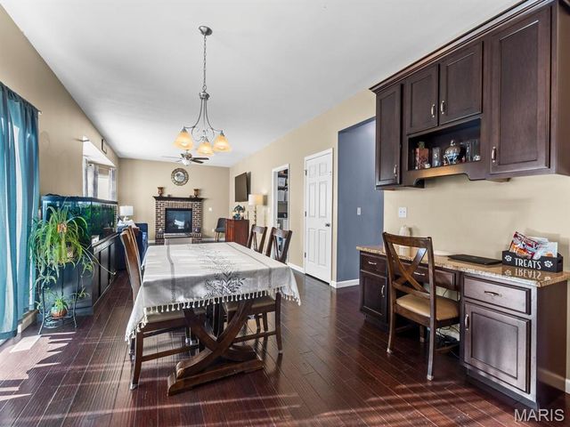 4026 Amberleigh Parkway, Imperial, MO 63052