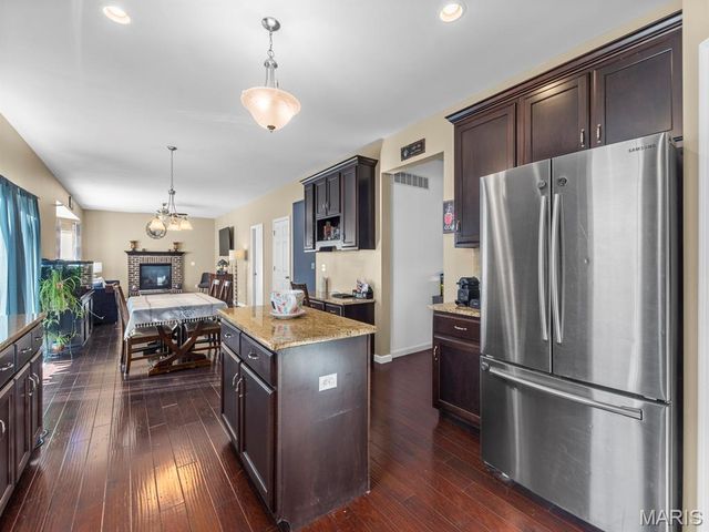 4026 Amberleigh Parkway, Imperial, MO 63052